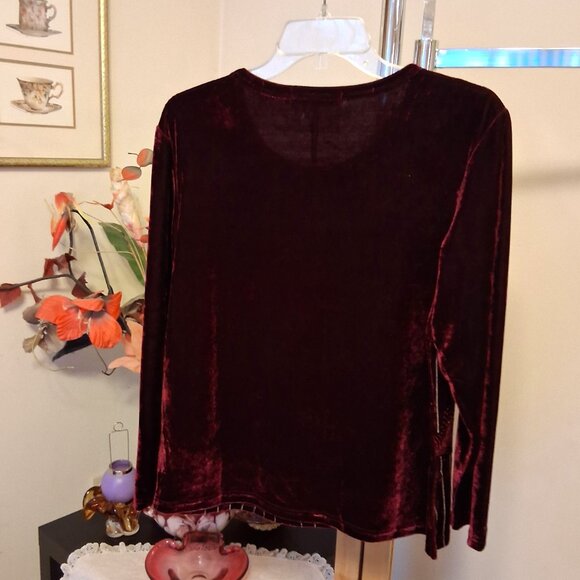NWT Scoop Neck Wine-red Burgundy Embroidered Blouse Long Sleeve Women’s Top 12 - Picture 9 of 9